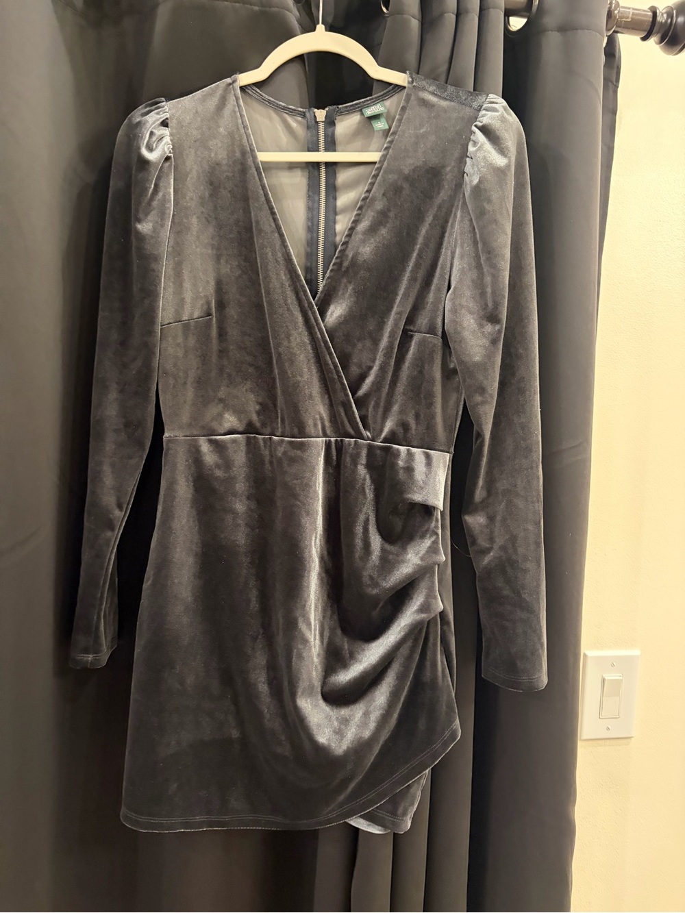 Wild Fable Black Velvet Faux Wrap Mini Dress – Size Small